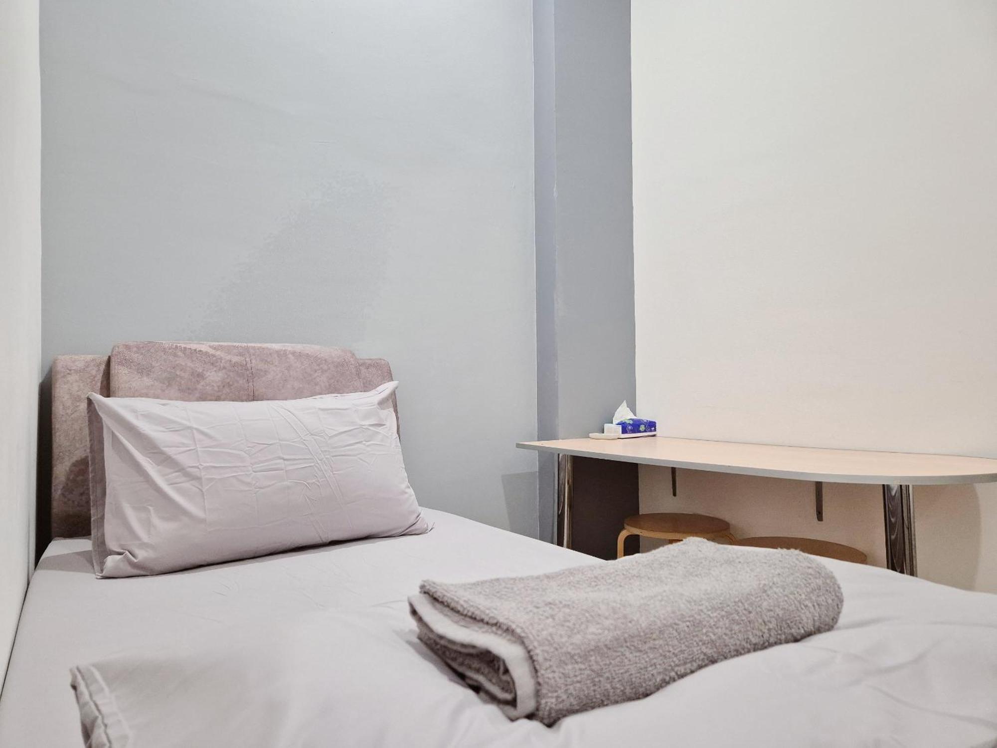 Apartment Walking Distance To Mount Austin - 6 Pax Newly Renovated *